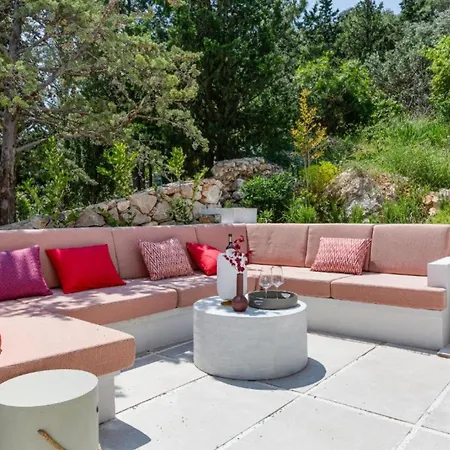 Miramarina Villa *
